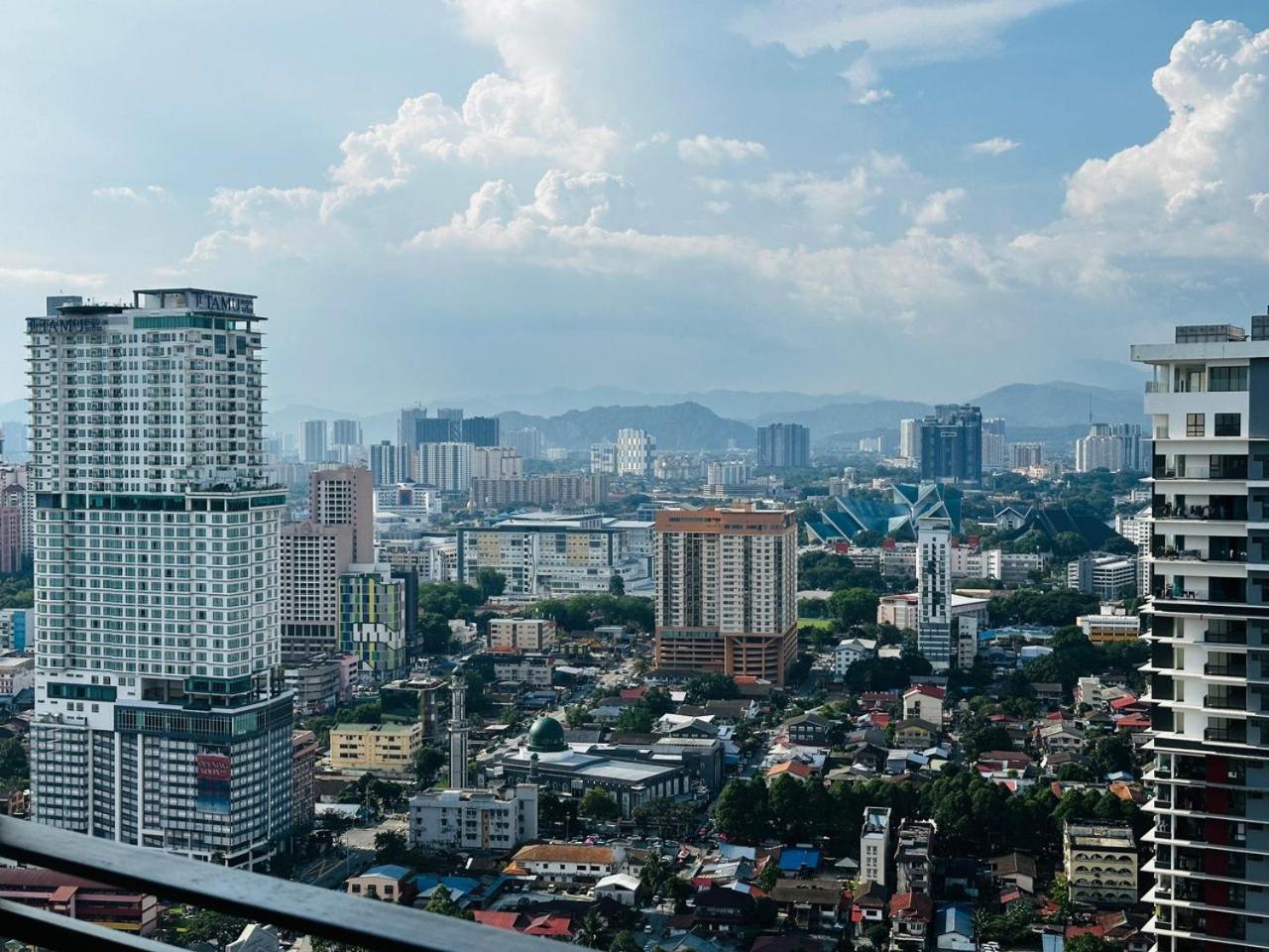 Mercu Summer Suites Klcc By Ab クアラルンプール エクステリア 写真