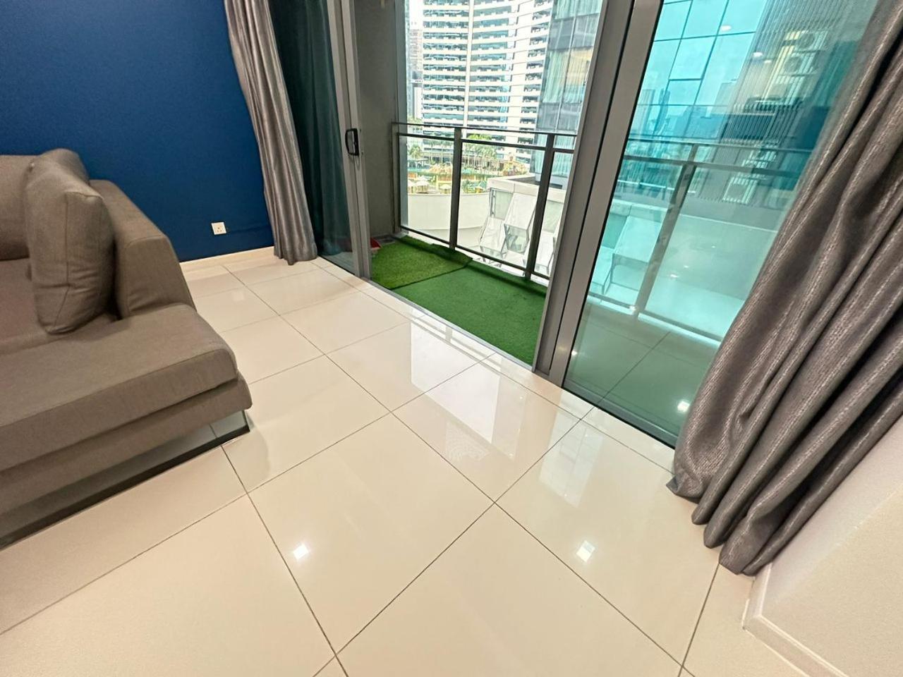 Mercu Summer Suites Klcc By Ab クアラルンプール エクステリア 写真