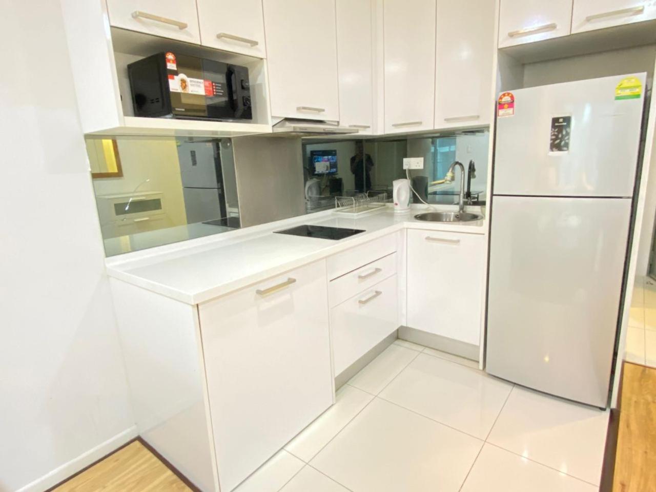 Mercu Summer Suites Klcc By Ab クアラルンプール エクステリア 写真